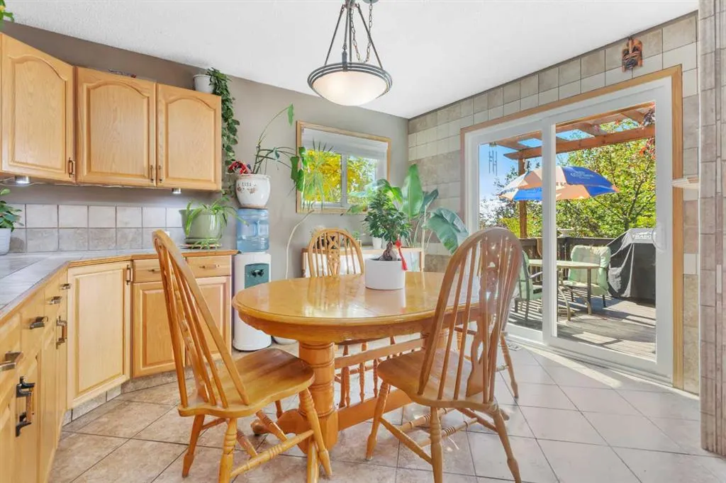 54 Lakeview Crescent