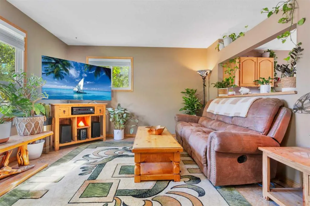 54 Lakeview Crescent