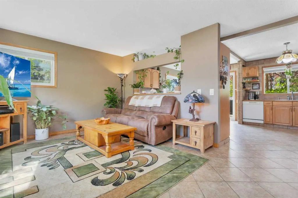 54 Lakeview Crescent