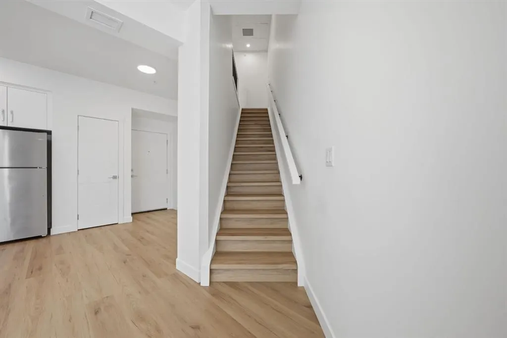 151 Skyview Bay NE #2218