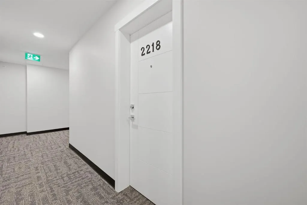 151 Skyview Bay NE #2218