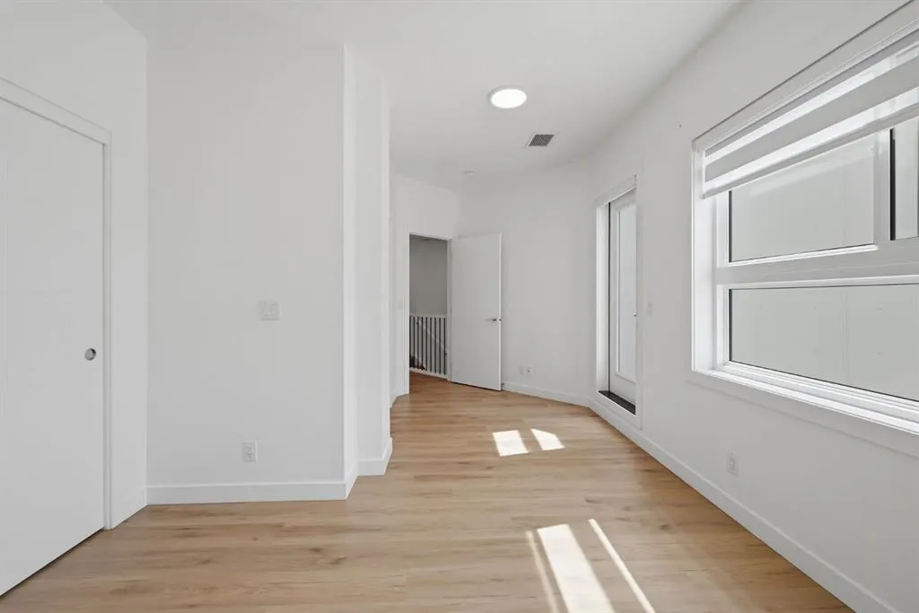151 Skyview Bay NE #2218