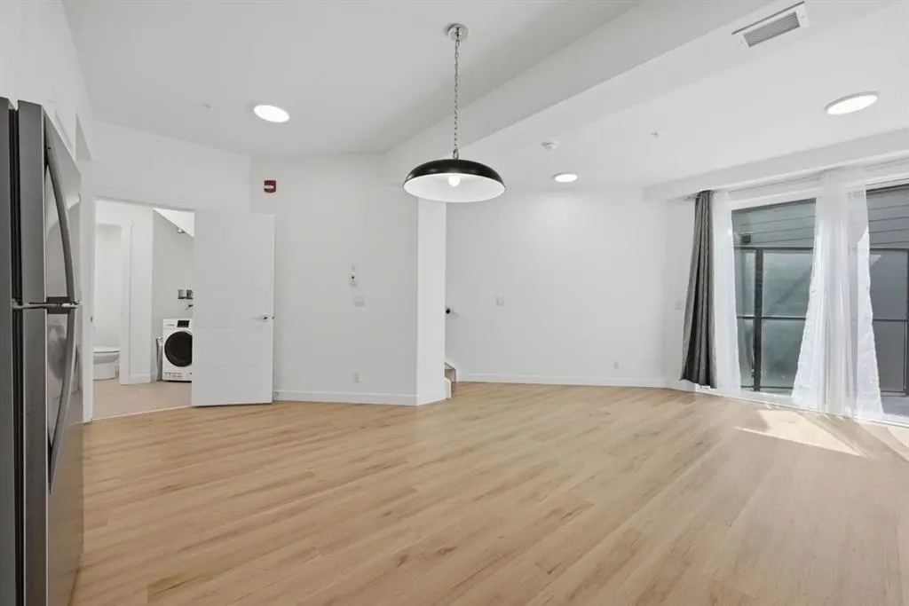 151 Skyview Bay NE #2218