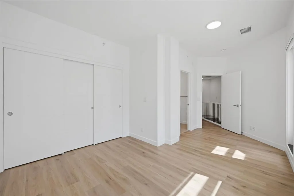 151 Skyview Bay NE #2218