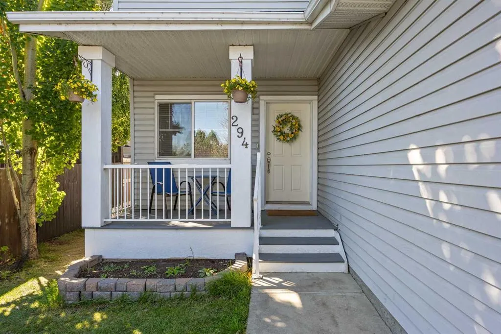 294 Cranston Drive SE