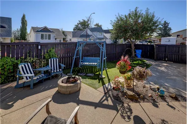 115 Aberfoyle Close NE
