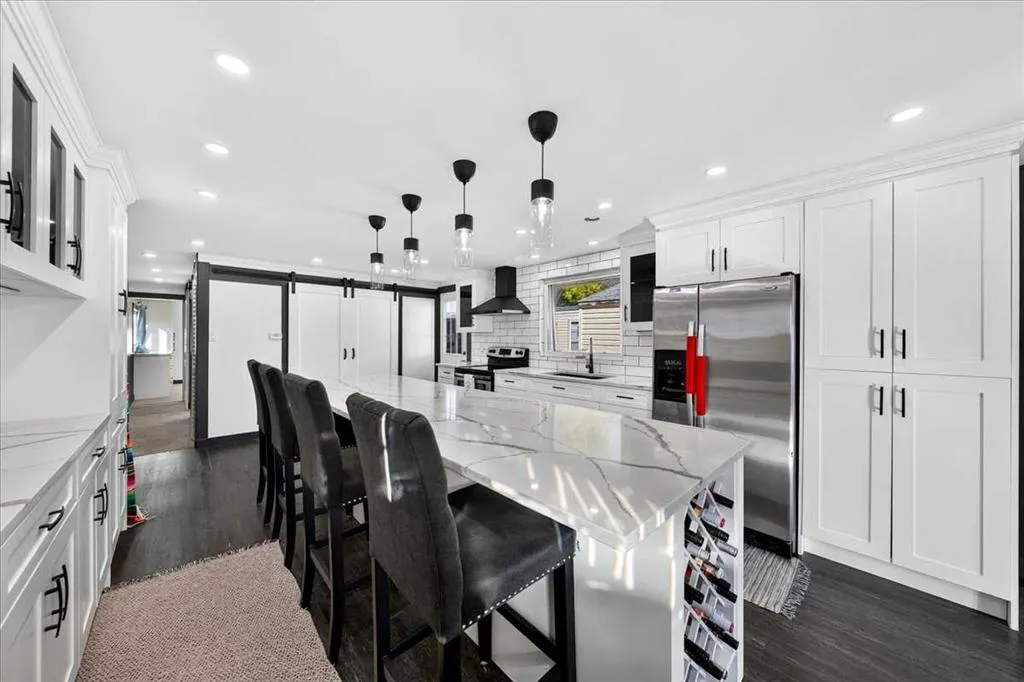 212 Spring Haven Close SE