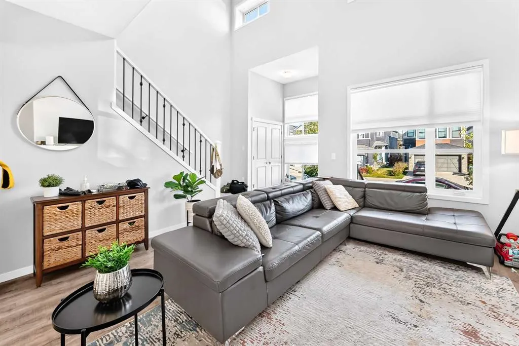 528 Belmont Heath SW
