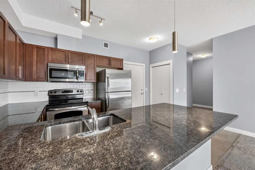 604 East Lake Boulevard NE #2405