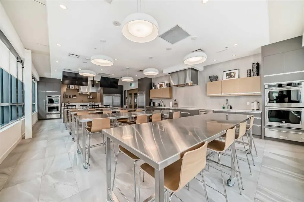 10 Mahogany Circle SE #101