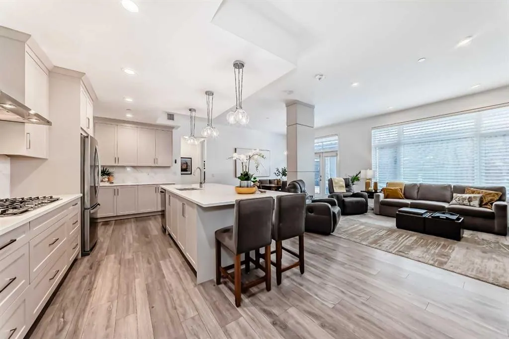 10 Mahogany Circle SE #101