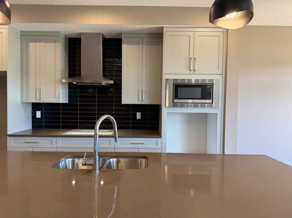 120 sunrise Heath