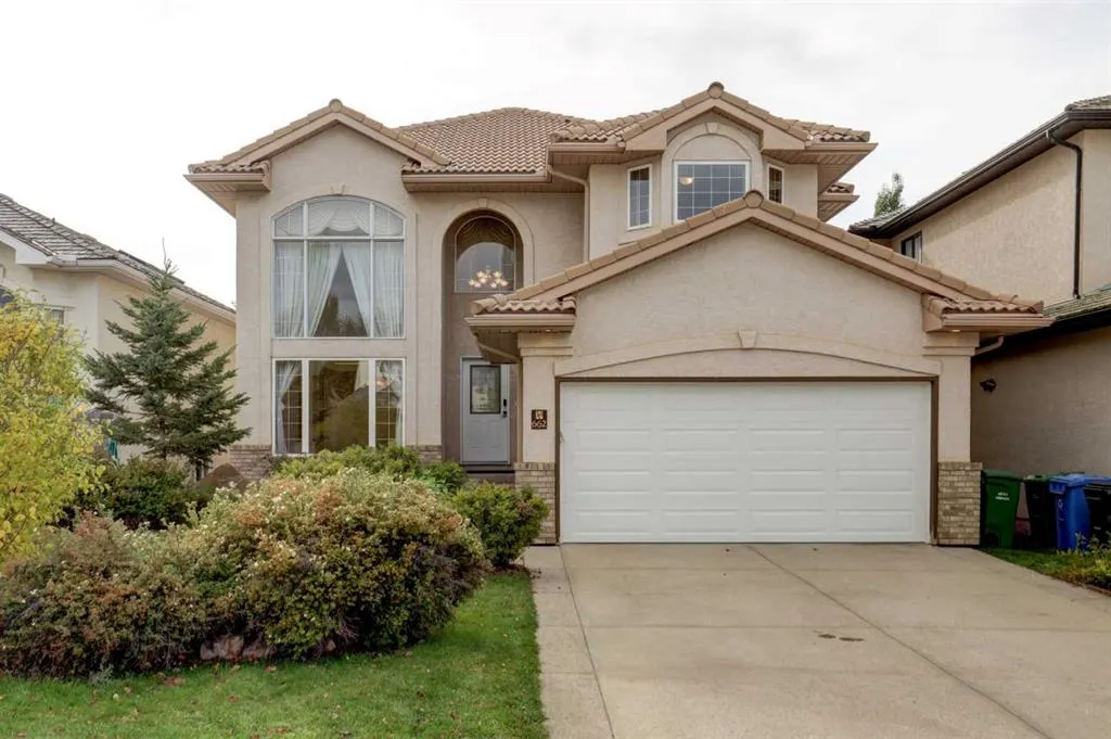 662 Arbour Lake Drive NW