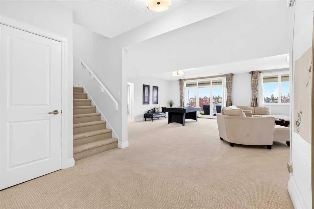196 Stonemere Close