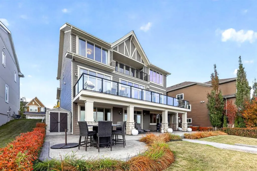 196 Stonemere Close