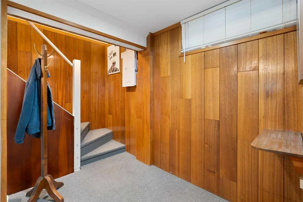 1 Kelwood Place SW