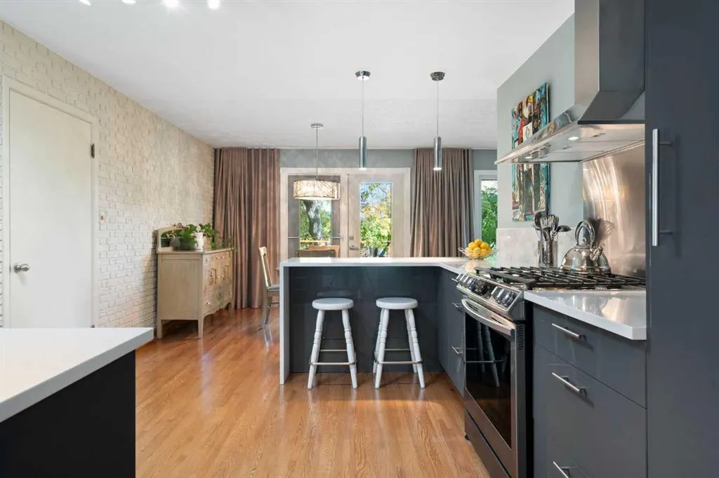 1 Kelwood Place SW