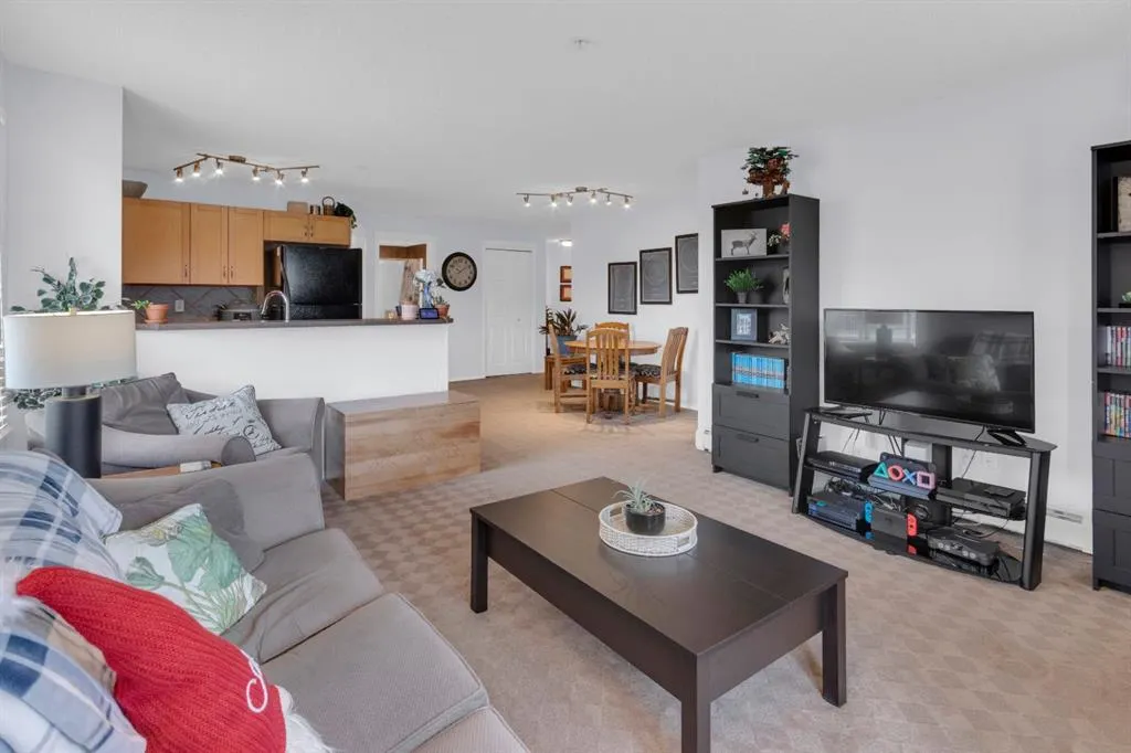 70 Panamount Drive NW #7201