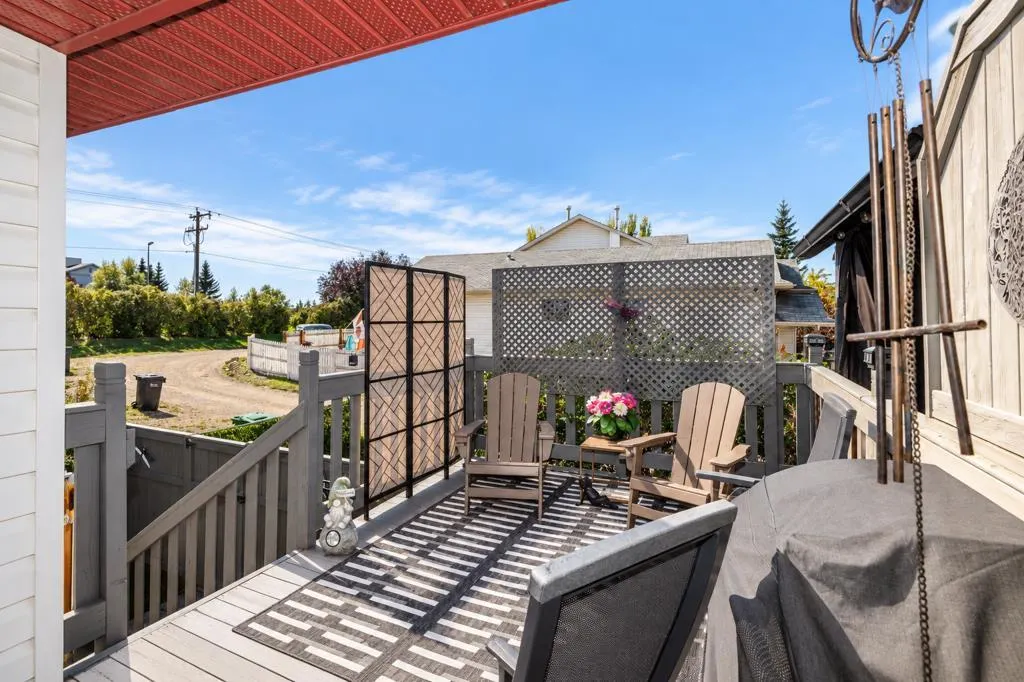 8 Daines Avenue