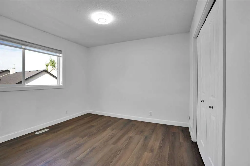 309 Everridge Drive SW
