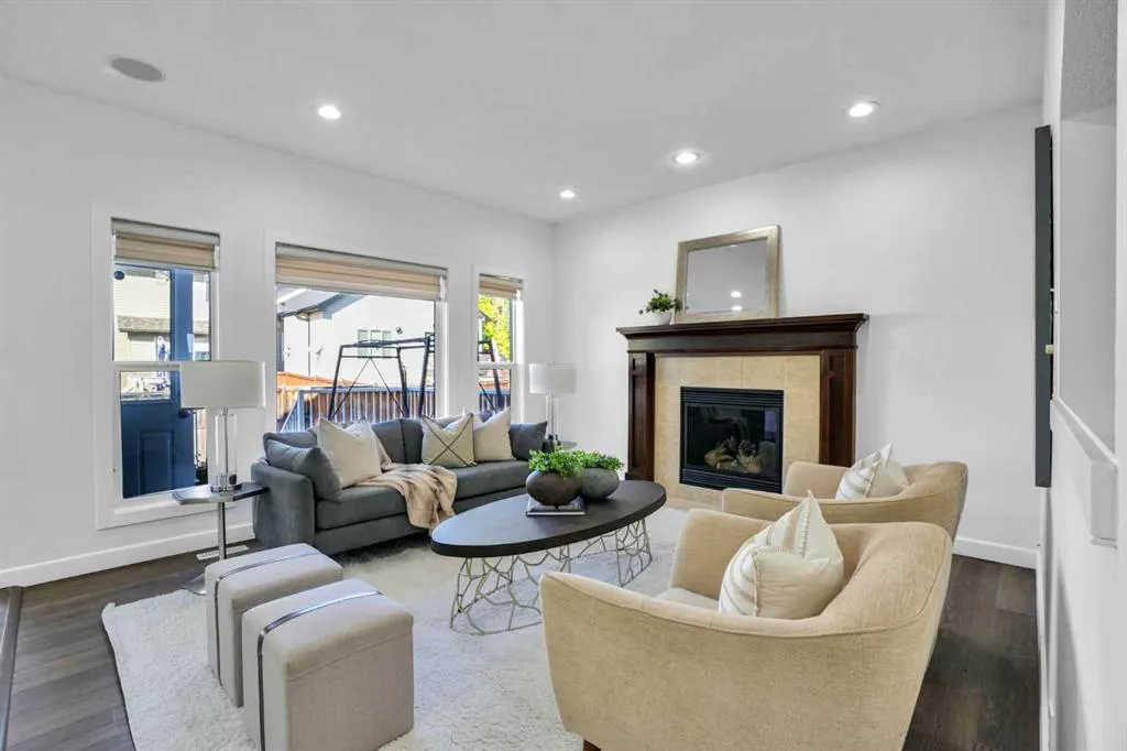 309 Everridge Drive SW
