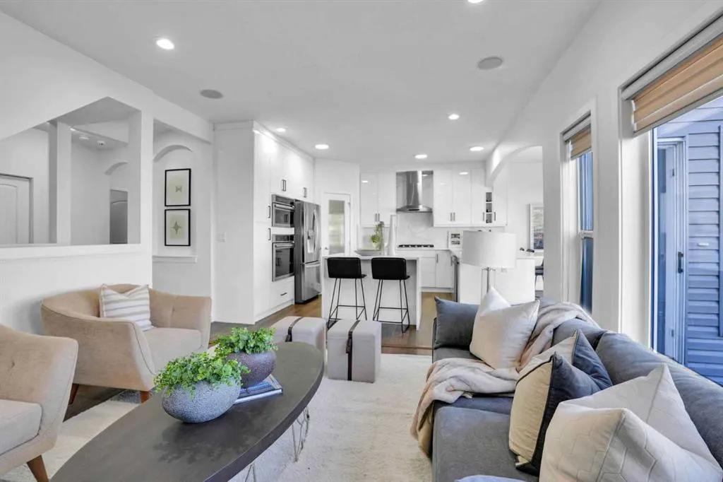 309 Everridge Drive SW