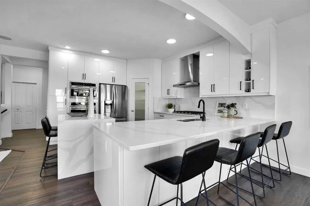 309 Everridge Drive SW