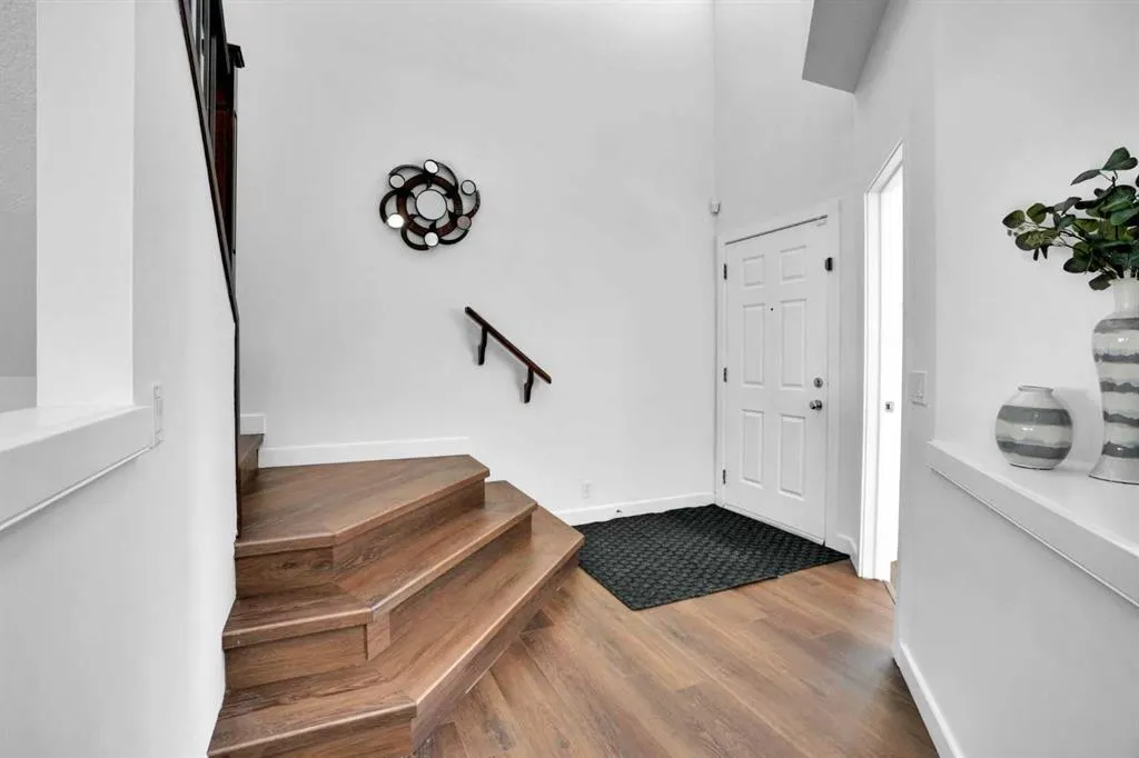 309 Everridge Drive SW