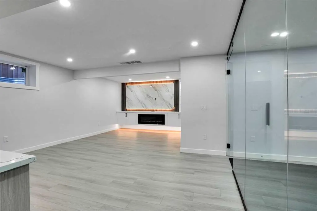 309 Everridge Drive SW