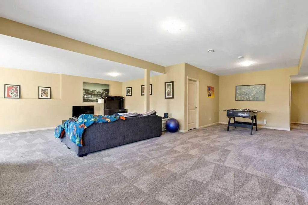 17 Dain Place NW