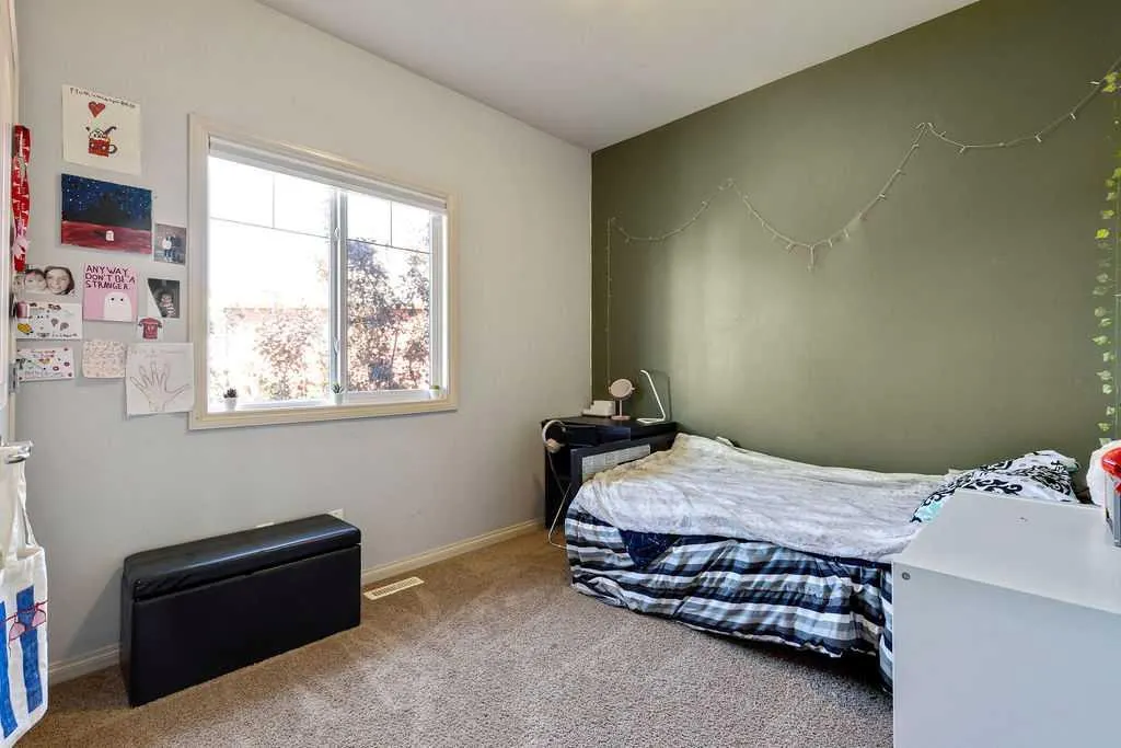 17 Dain Place NW