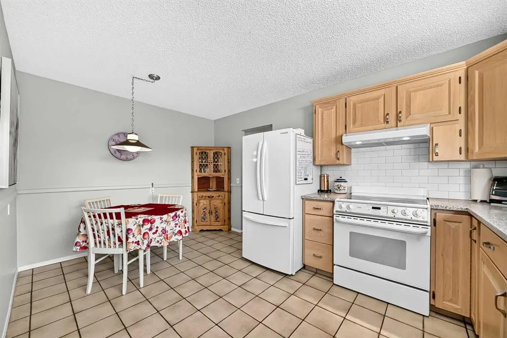 12208 Canfield Road SW