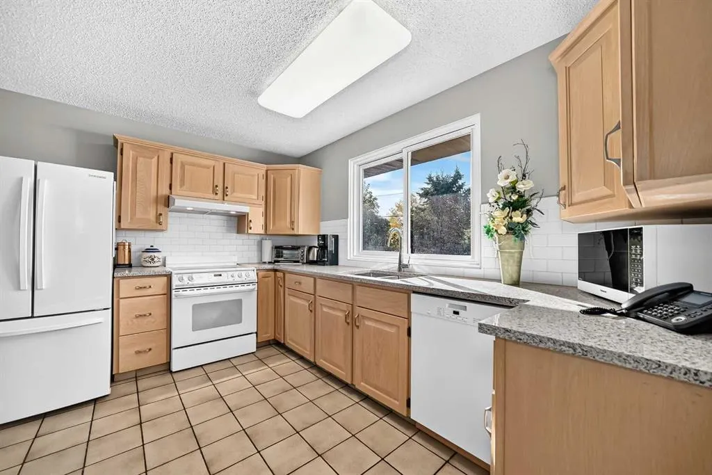 12208 Canfield Road SW