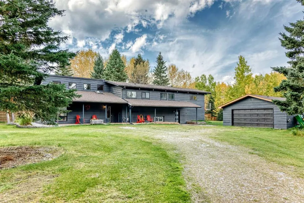 16 Mountain View Park