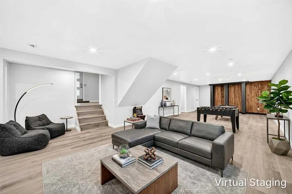 16 Mountain View Park