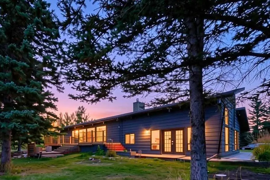 16 Mountain View Park
