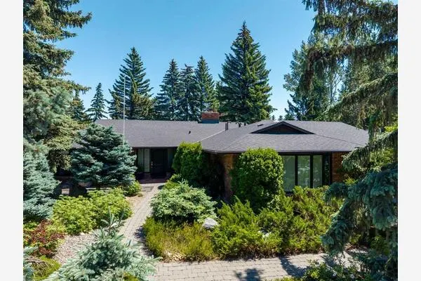 88 Massey Place SW