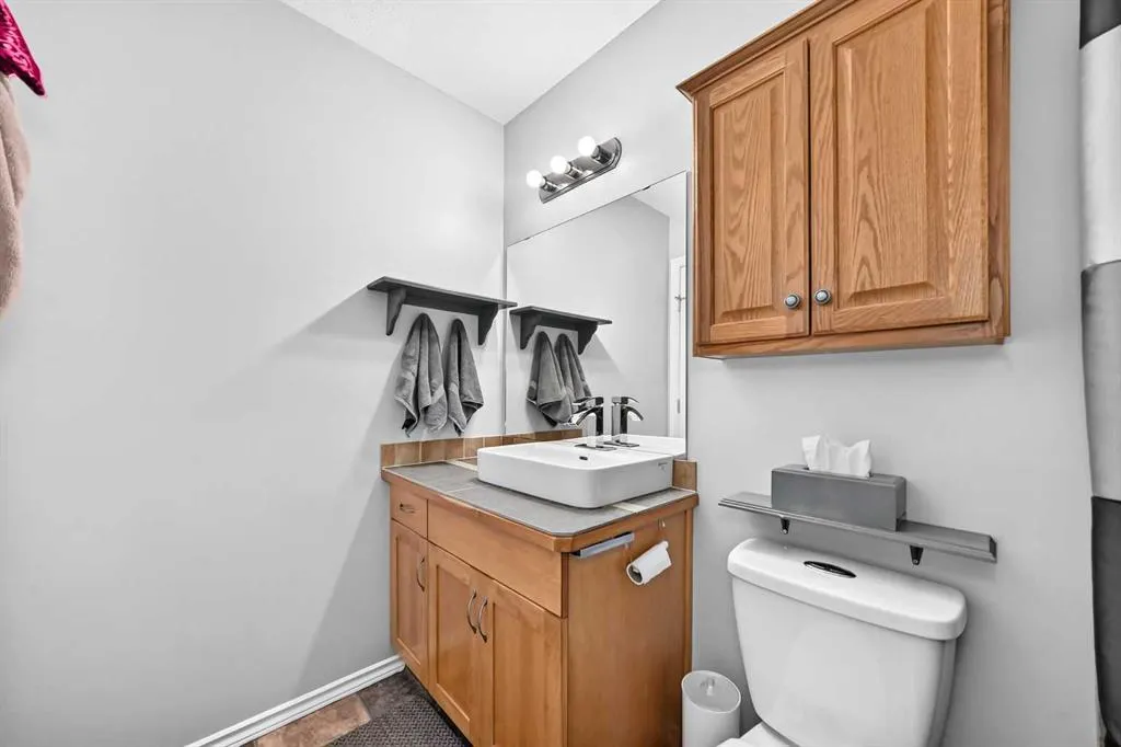 167 Mt Sundance Crescent W