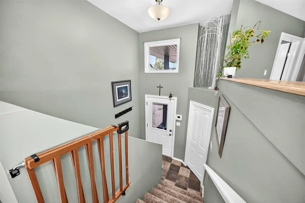 167 Mt Sundance Crescent W
