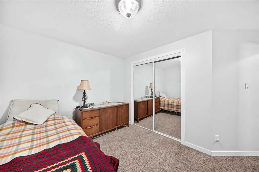 167 Mt Sundance Crescent W