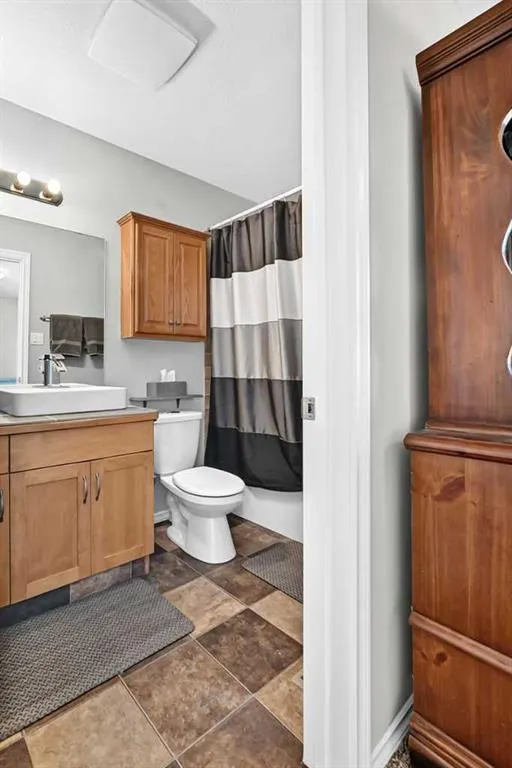 167 Mt Sundance Crescent W