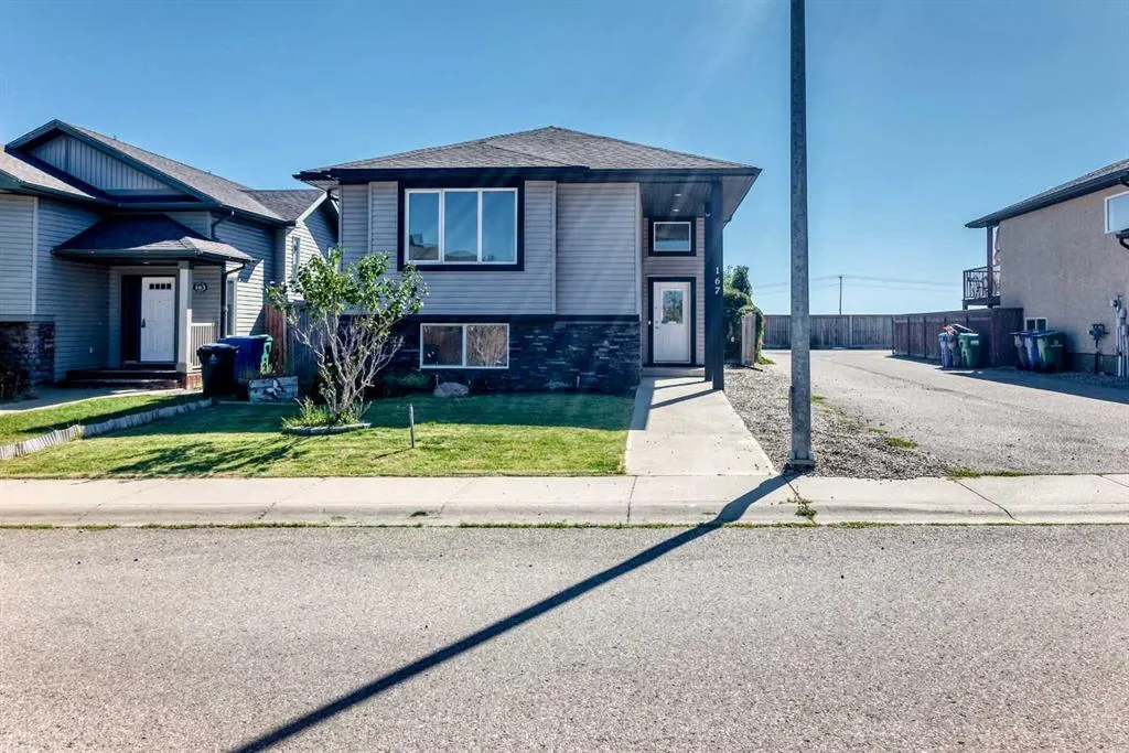 167 Mt Sundance Crescent W