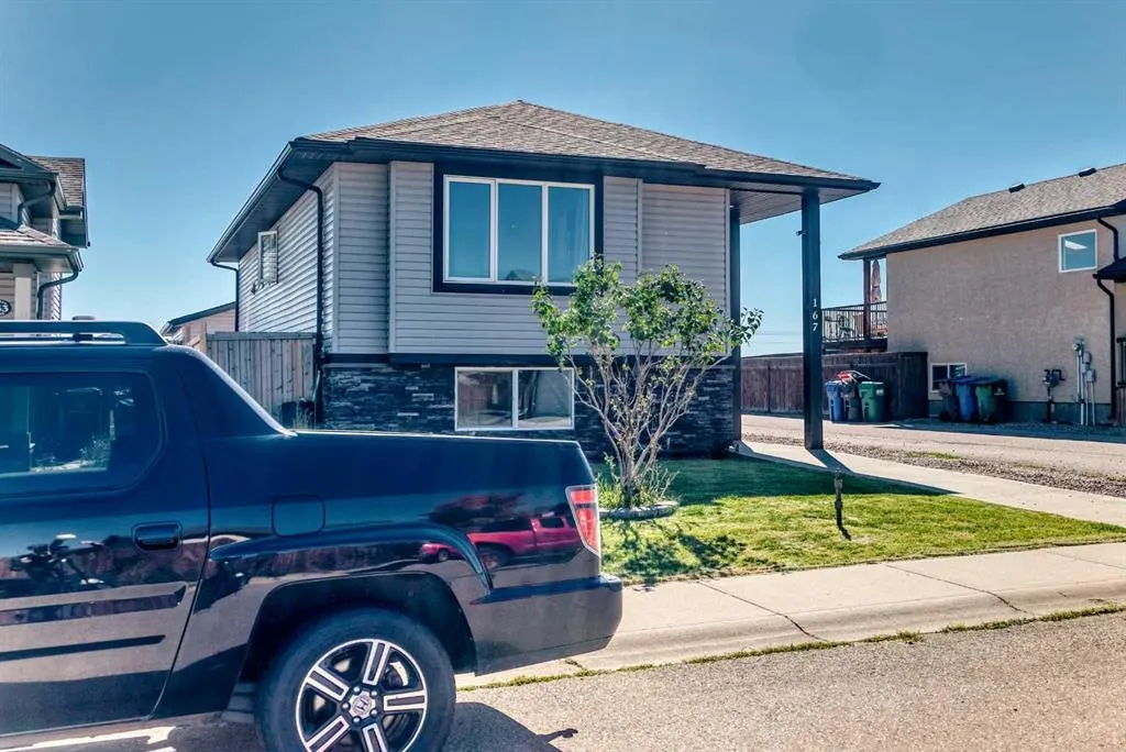 167 Mt Sundance Crescent W