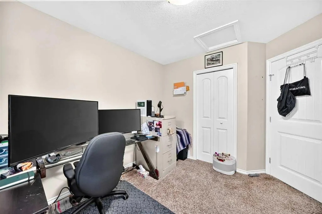 167 Mt Sundance Crescent W