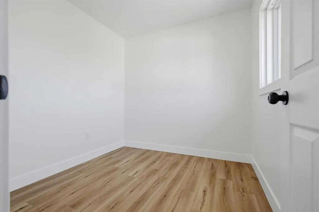 4608 Broadway Avenue
