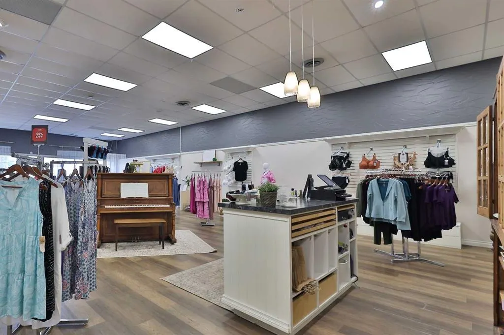 4955 50 Street