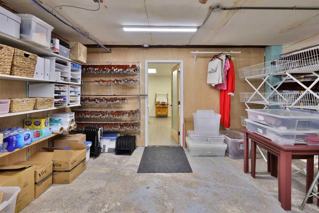 4955 50 Street