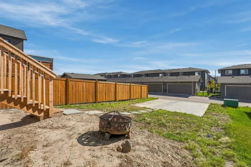 2320 Lancaster Heights SE