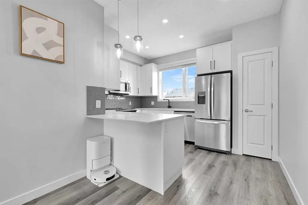 16 Evanscrest Park NW #512