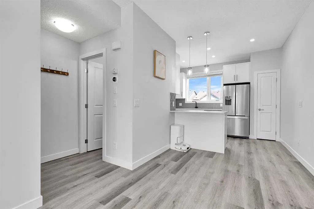 16 Evanscrest Park NW #512